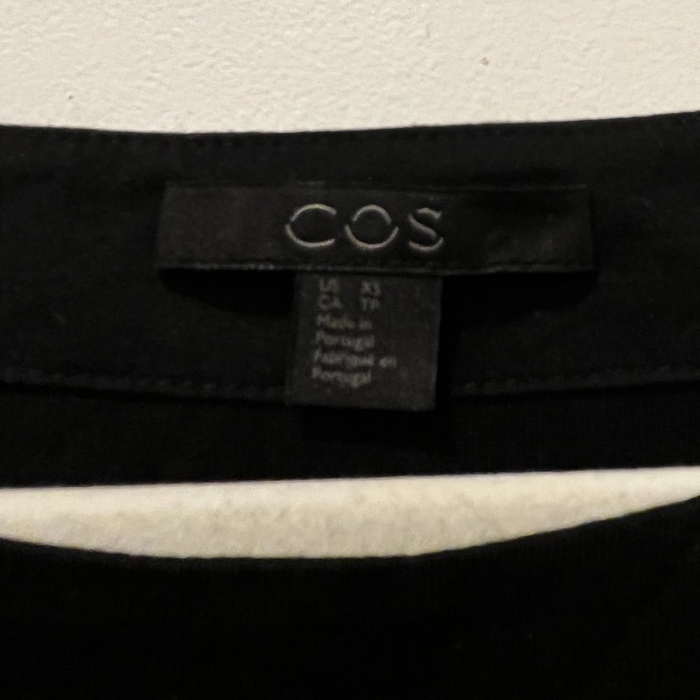 COS black cotton dress with draped "cape" - Picture 4 of 4